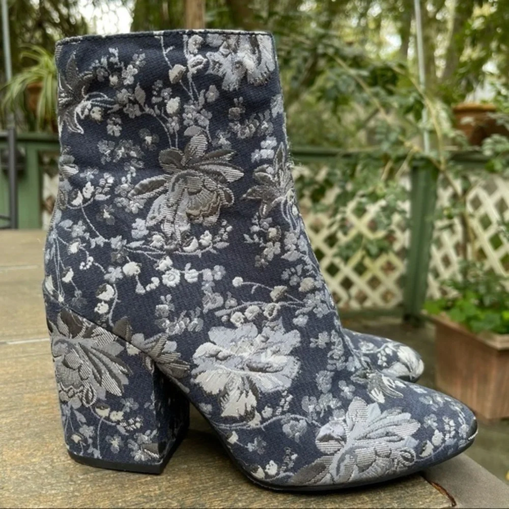 Fabric Floral Arie Block Heel Ankle Boots 8